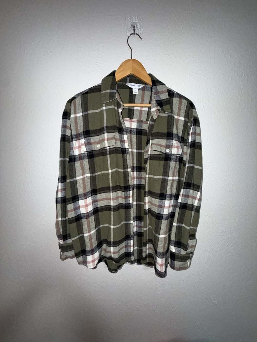 Old Navy Women's Long Sleeve Plaid Flannel Button Down Shirt